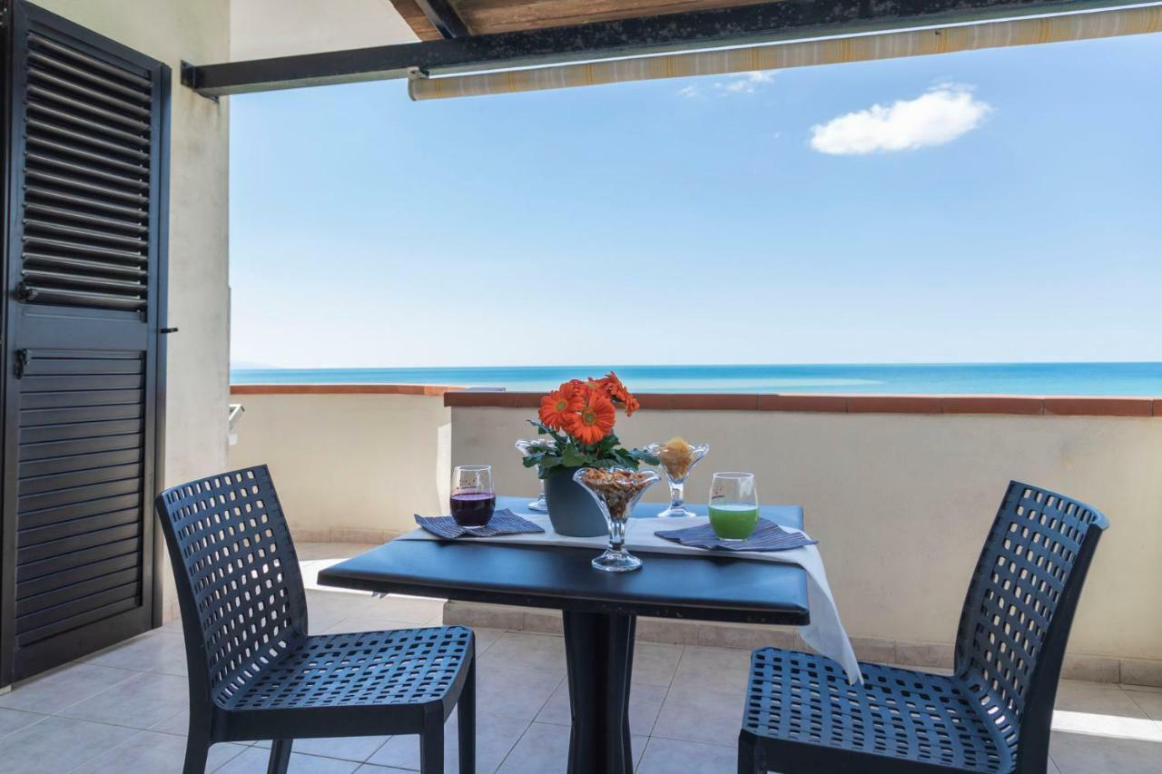Residence فيلاماري المظهر الخارجي الصورة