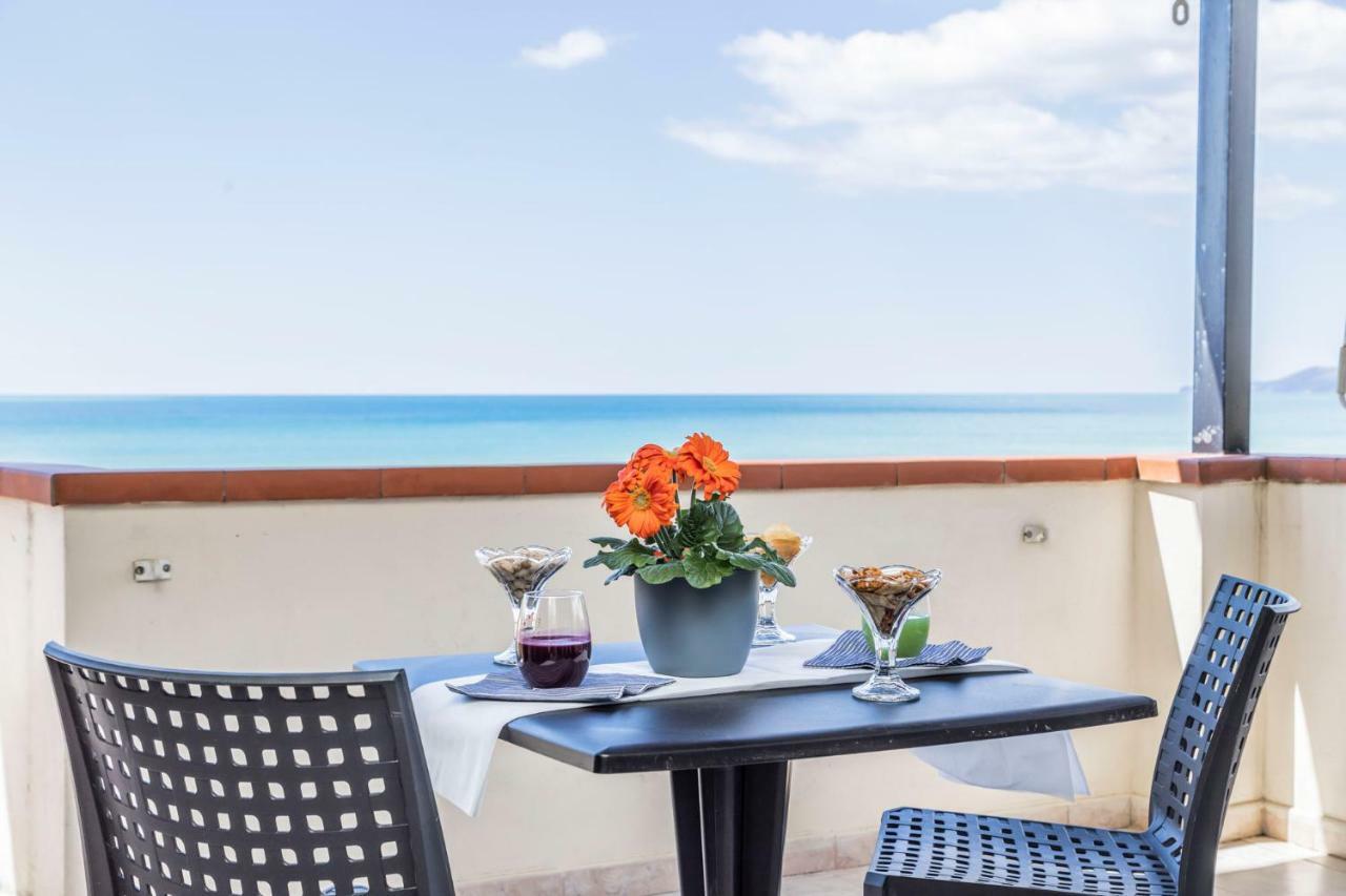 Residence فيلاماري المظهر الخارجي الصورة