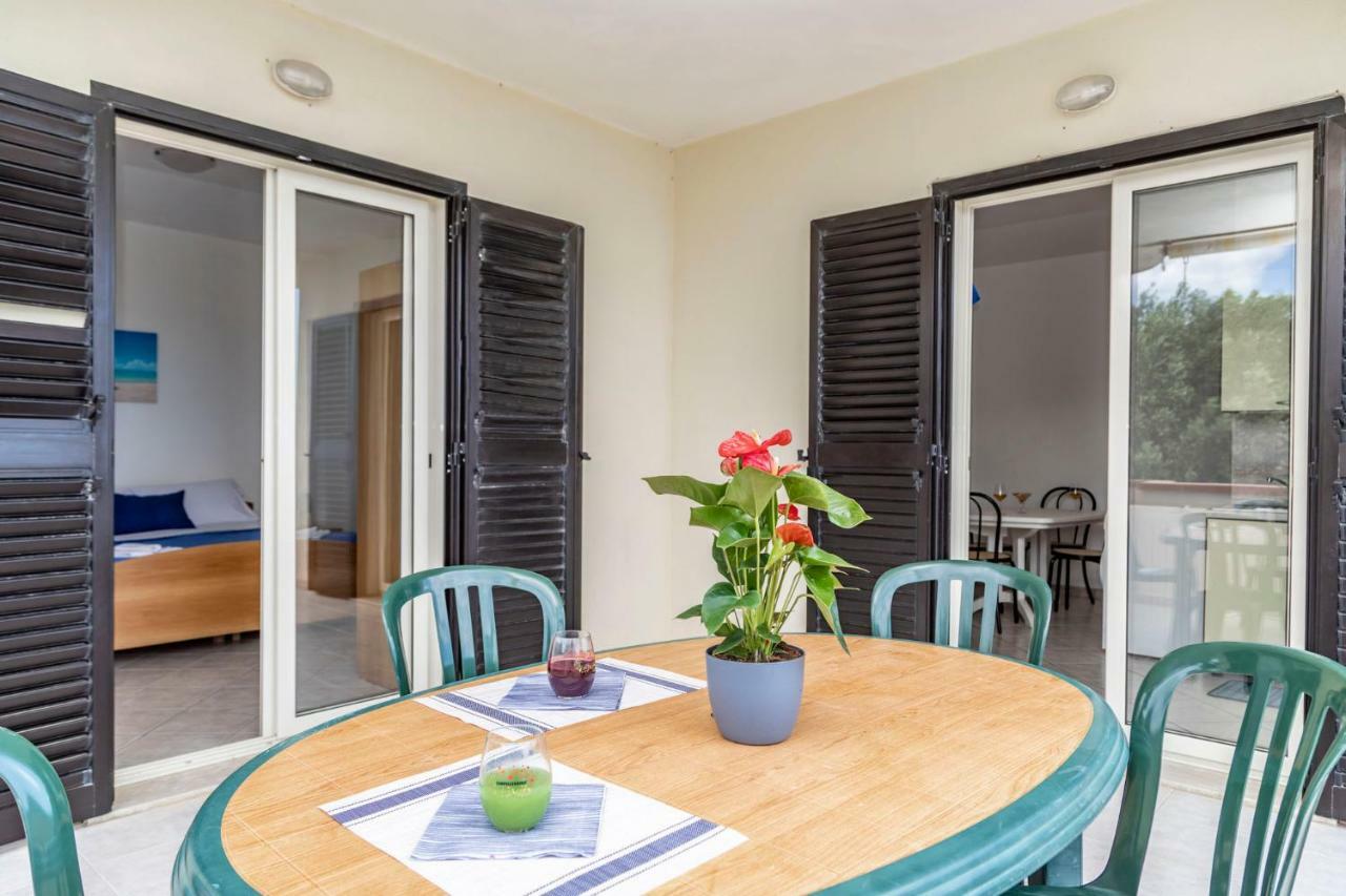 Residence فيلاماري المظهر الخارجي الصورة